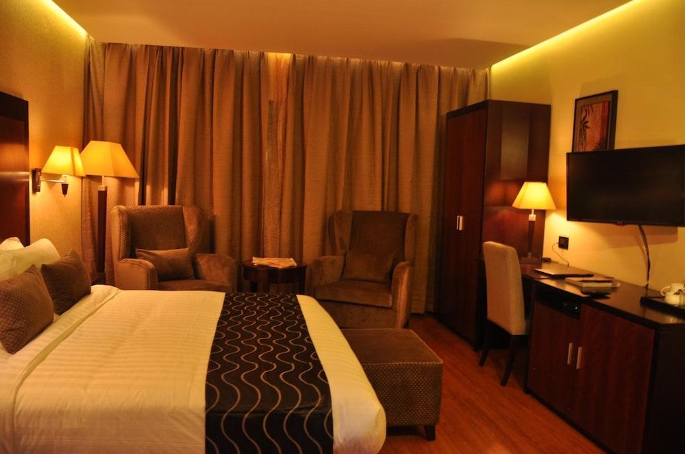 Park Avenue Hotel Nungambakkam Chennai Extérieur photo