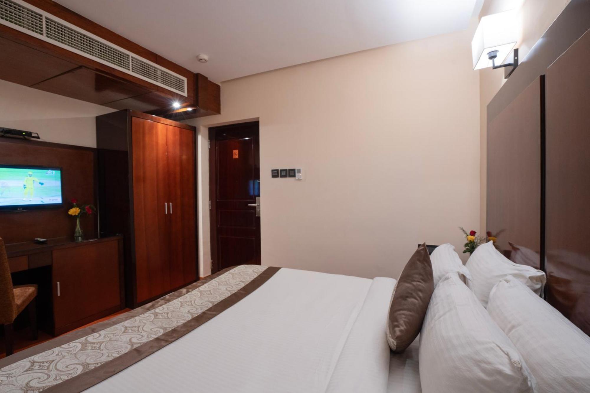 Park Avenue Hotel Nungambakkam Chennai Extérieur photo